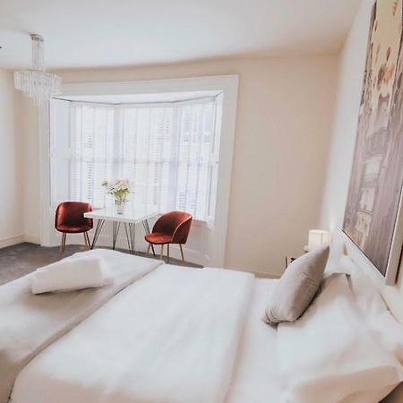 Saffron Suite And Kitchen Saffron Walden Eksteriør billede